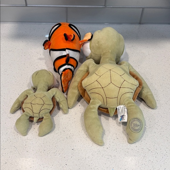 Disney finding Nemo Turtle and Fish Plush Toy Set - Picture 6 of 7